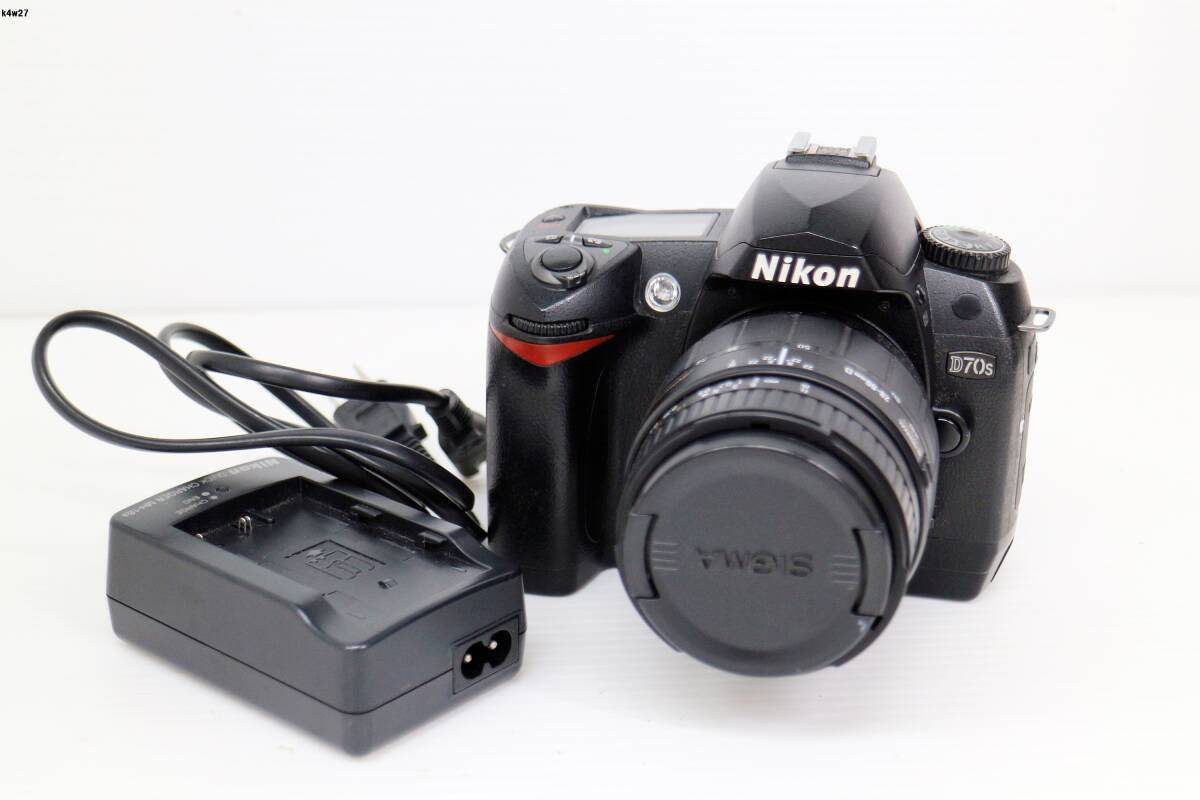 K4w27 NIKON D70S SIGMA28-80mm F3.5-5.6 通電○ その他動作未確認 60サイズ