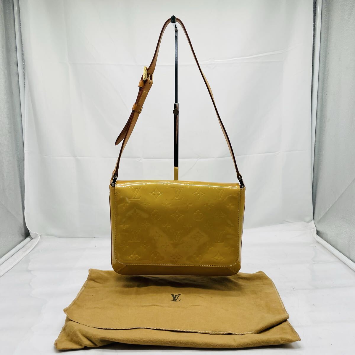 【kk/3.28/10】LOUIS VUITTON ルイ ヴィトン モノグラムヴェルニ トンプソン ストリート ショルダーバッグ ワンショルダー M91008 