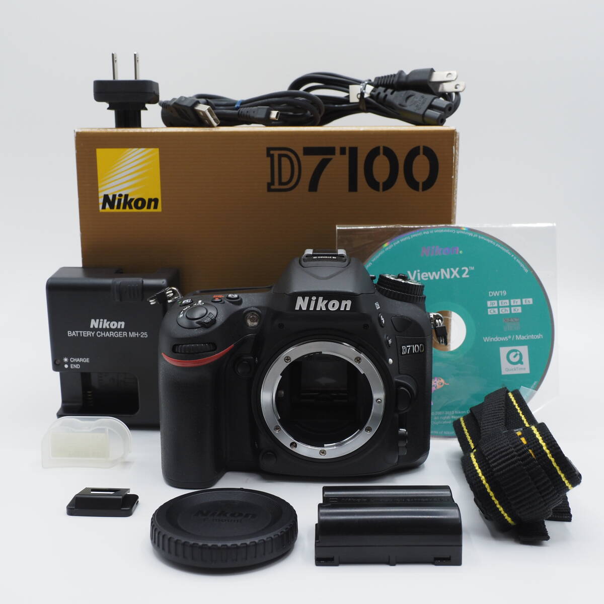 ショット数7,225回 Nikon ニコン D7100 デジタル一眼レフ ボディ 新品級 #3034