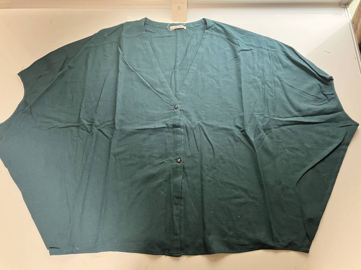 新品■大きいサイズ４Ｌ～５Ｌ■ドルマンスリーブＶあきブラウスト■グリーン