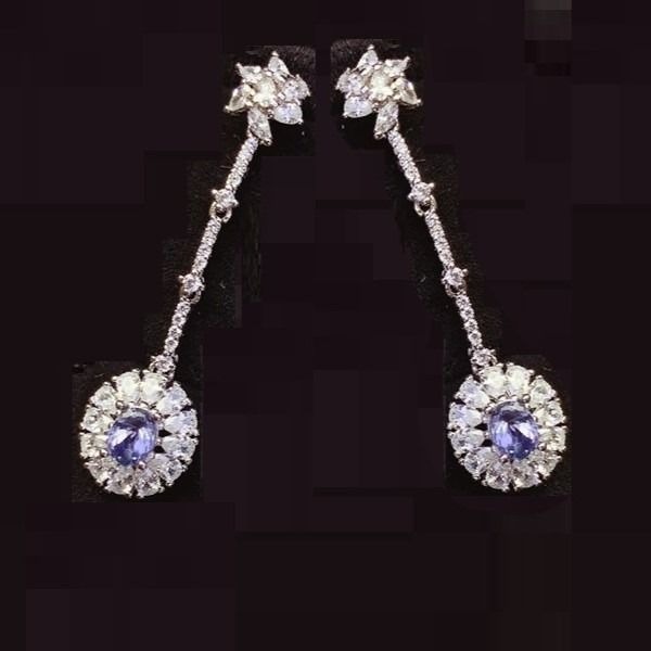 天然 タンザナイト ドロップピアス、925シルバー、4x5mm、ナチュラル、新品　□YL8529