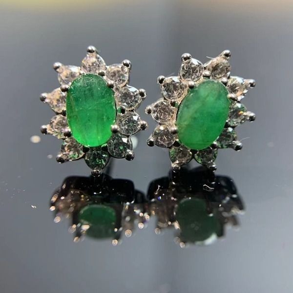 天然 エメラルド スタッドピアス、4x6mm、ナチュラル、新品　□YL6085