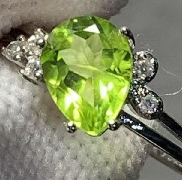 天然ペリドットリング、ナチュラル、新品　 □Sw7471