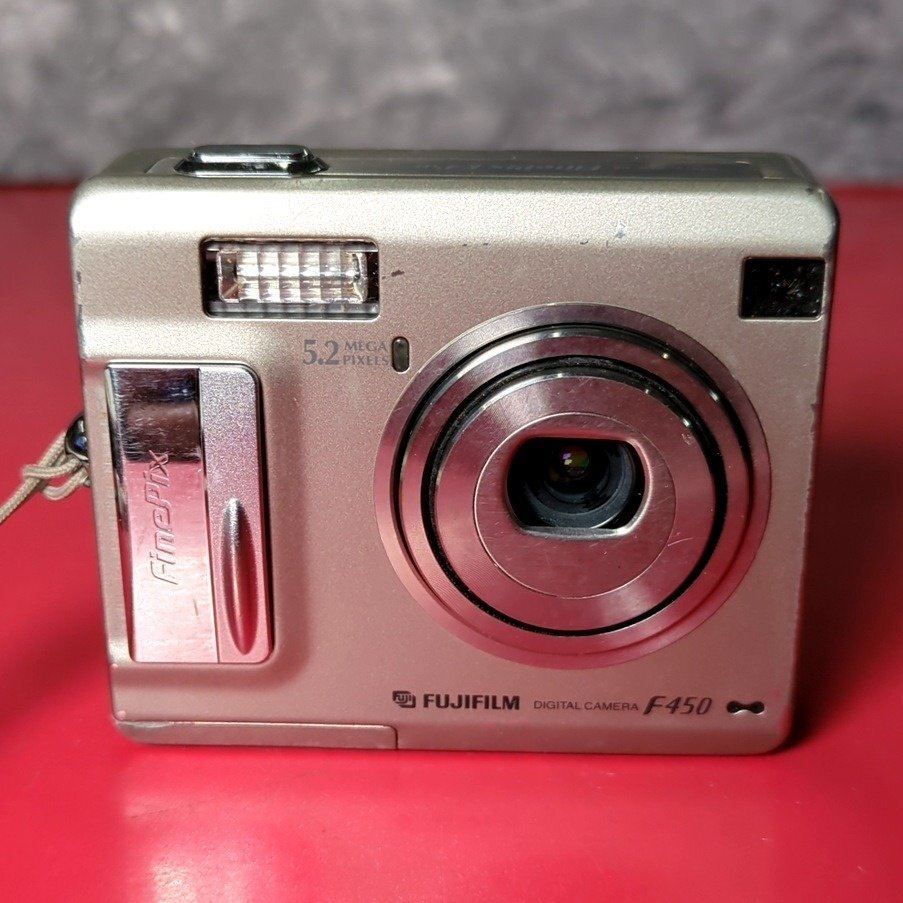 1円～　FUJIFILM　富士フイルム　FinePix F450　コンパクトデジタルカメラ　バッテリー付属　オールドデジカメ　コンデジ　現状品