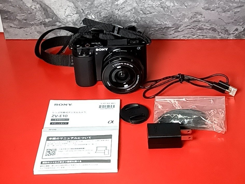 1円～　美品　SONY　ソニー　VLOGCAM ZV-E10　E 3.5-5.6/PZ 16-50 OSS　デジタル一眼カメラ　バッテリー・ケーブル類・取説・箱付き