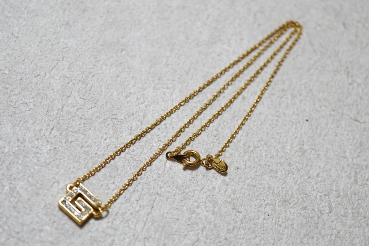 495 GIVENCHY/ジバンシィ 海外製 ブランド ゴールドカラー ヴィンテージ ネックレス ペンダント アクセサリー アンティーク 首飾り 装飾品