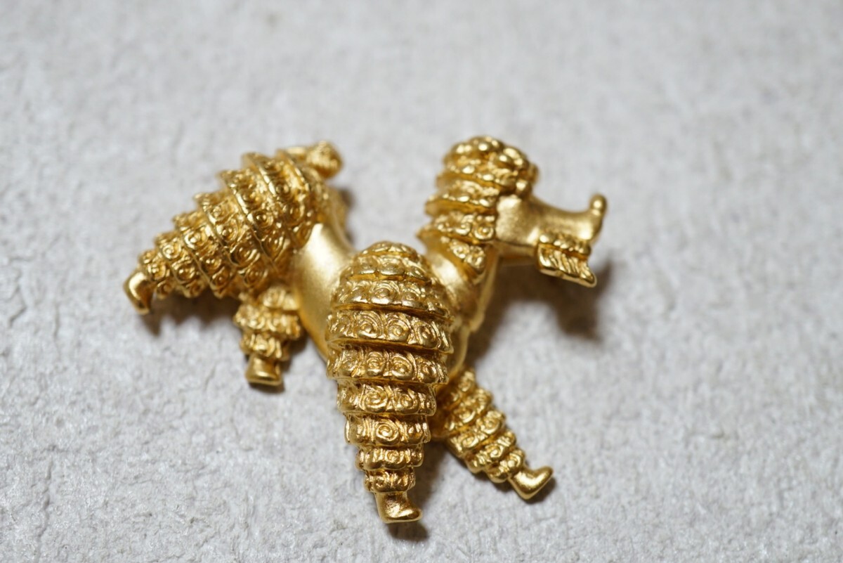 479 D'ORLAN/ドーラン アニマル 犬 ゴールドカラー ブローチ 海外製 ブランド ヴィンテージ アクセサリー アンティーク 装飾品