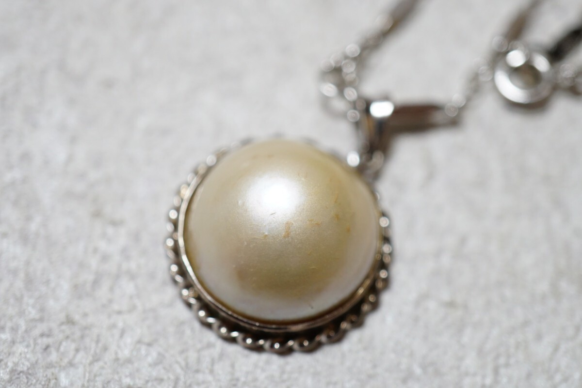 586 マベパール 本真珠 パール ペンダント ネックレス ヴィンテージ アクセサリー 冠婚葬祭 マベ貝 半円真珠 装飾品