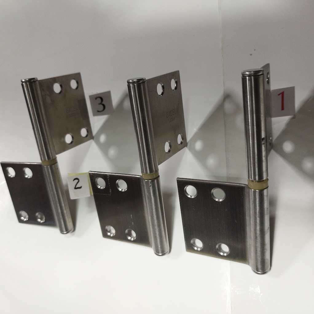 旗丁番 ステンレスSUS304 外寸：5X11X2mm 3個セット　１番のみキズあり