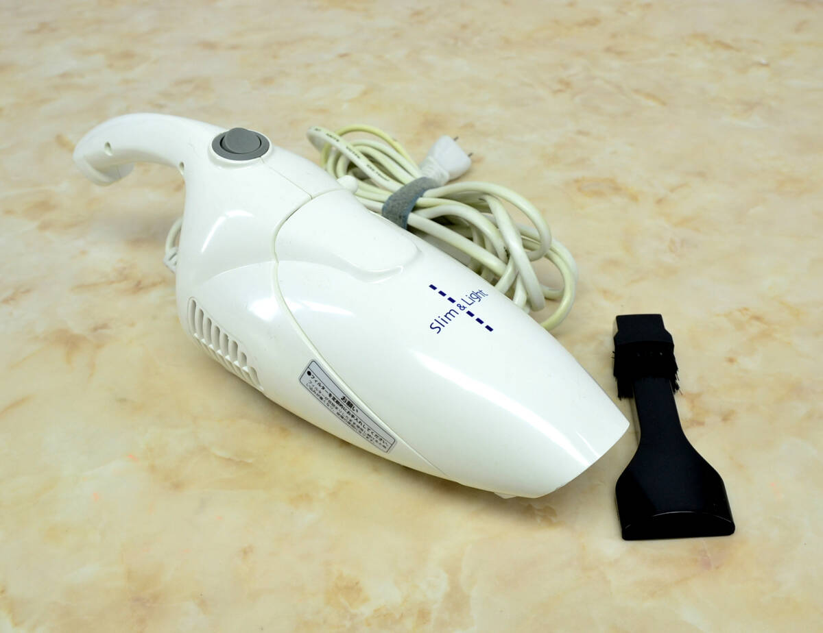 ハンディクリーナー 小型掃除機 CT-23 シーシーピー 中古品