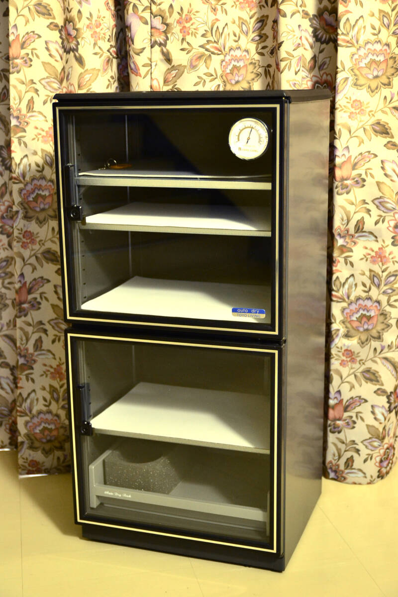 防湿庫 東洋リビング オートドライ ED-105S型 鍵付き TOYO LIVING AUTO DRY 動作品 カメラ機材保管 中古良品