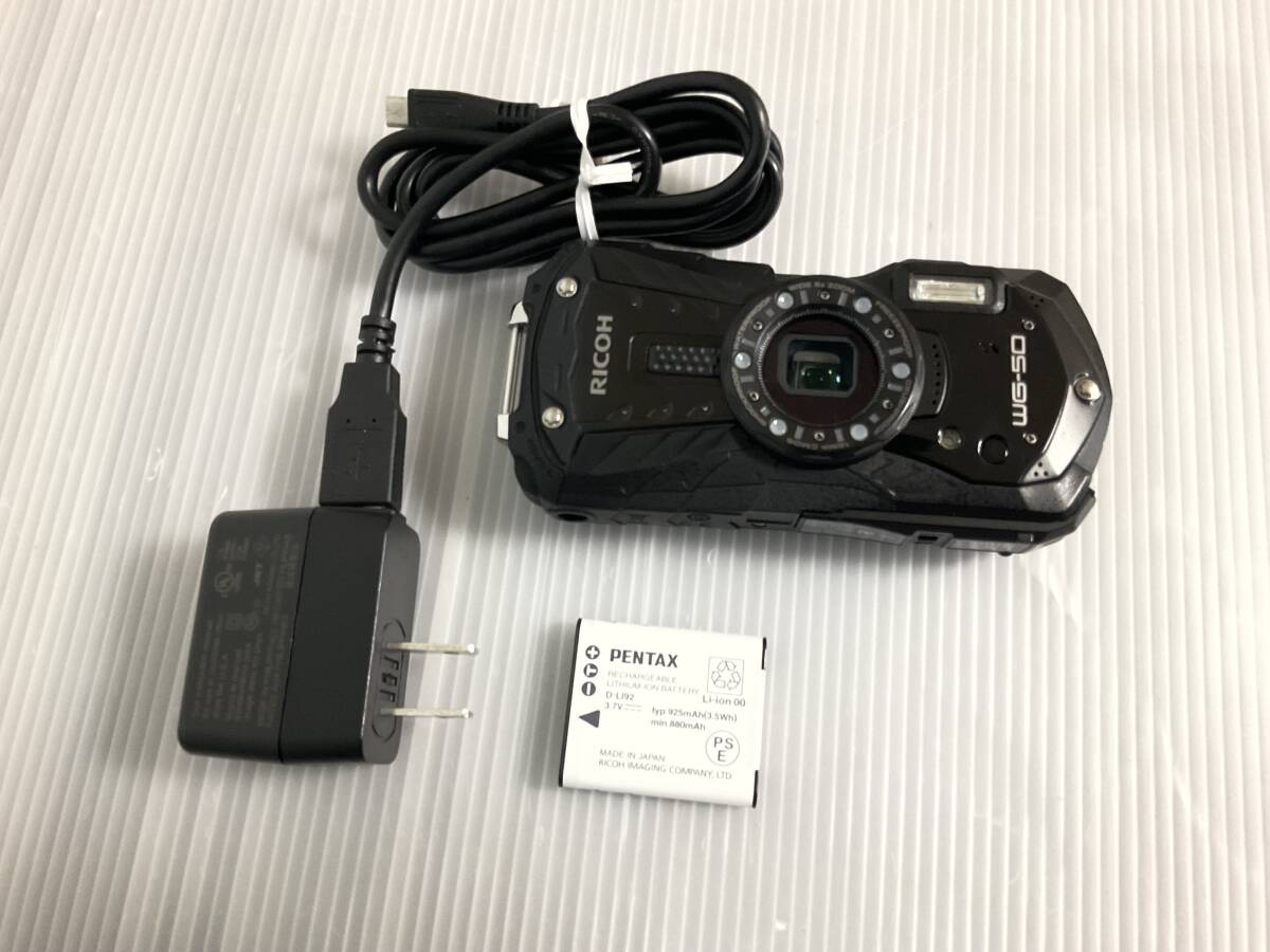 美品　防水デジタルカメラ RICOH リコー WG-50ブラック　4-3-A 
