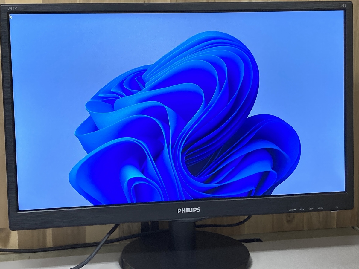 PHILIPS 243V5Q 23.6インチFHD 液晶モニター 5V-Q