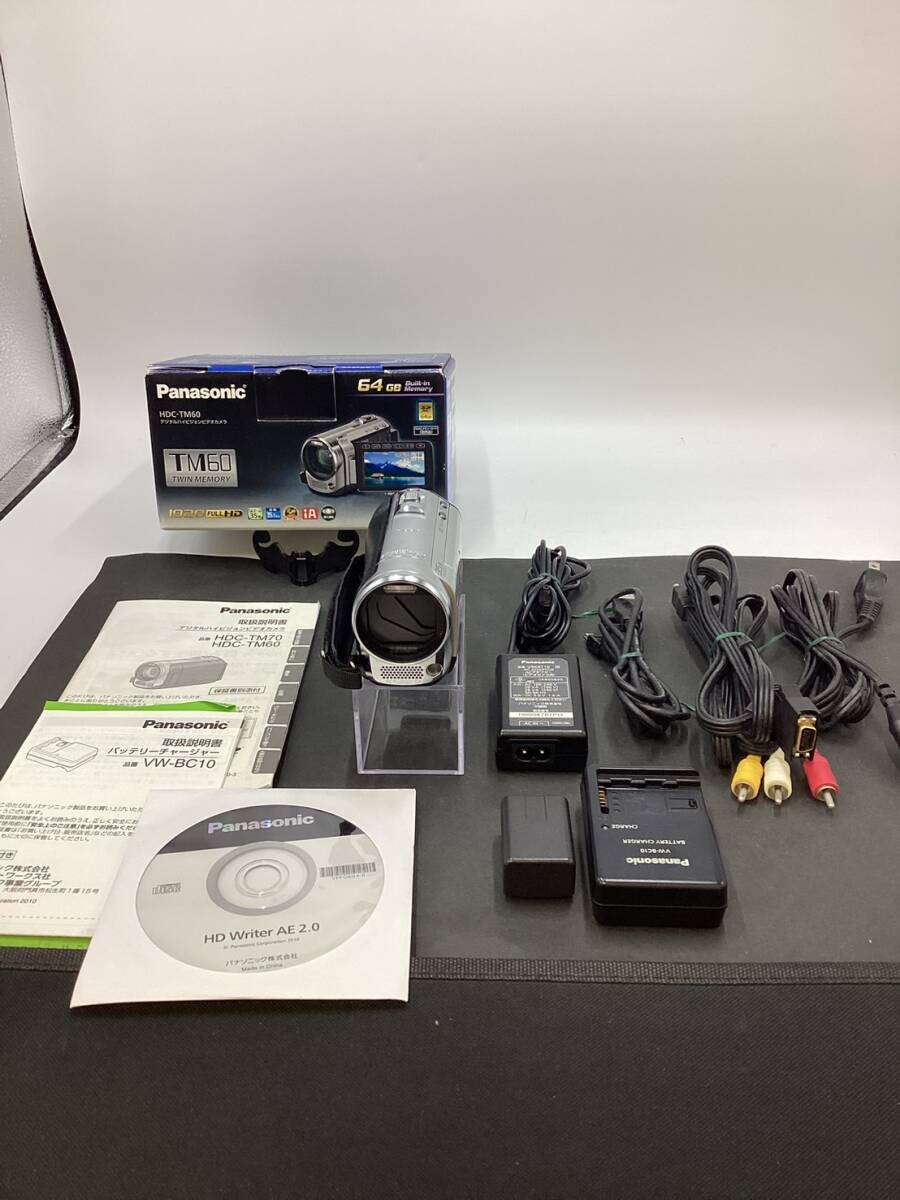 【6926】Panasonic HDC-TM60 パナソニック デジタルハイビジョン ビデオカメラ 1920HD 64GB 電源確認済 その他未確認 ジャンク
