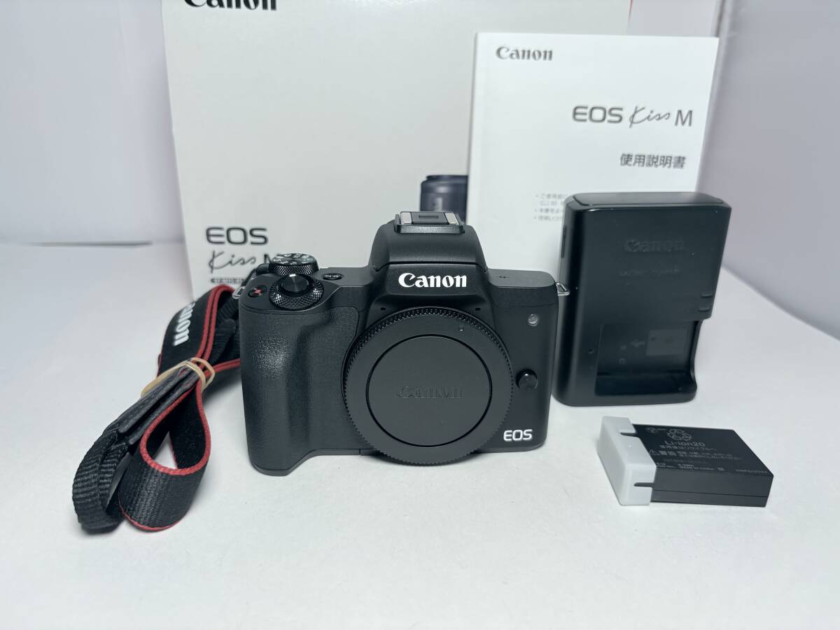 元箱付き 新品級 キヤノン EOS Kiss M ボディ ブラック