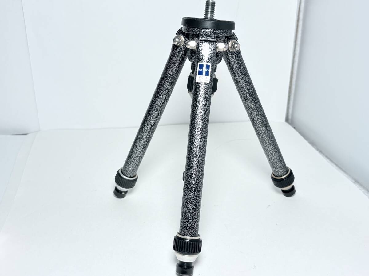 GITZO G0011 三脚
