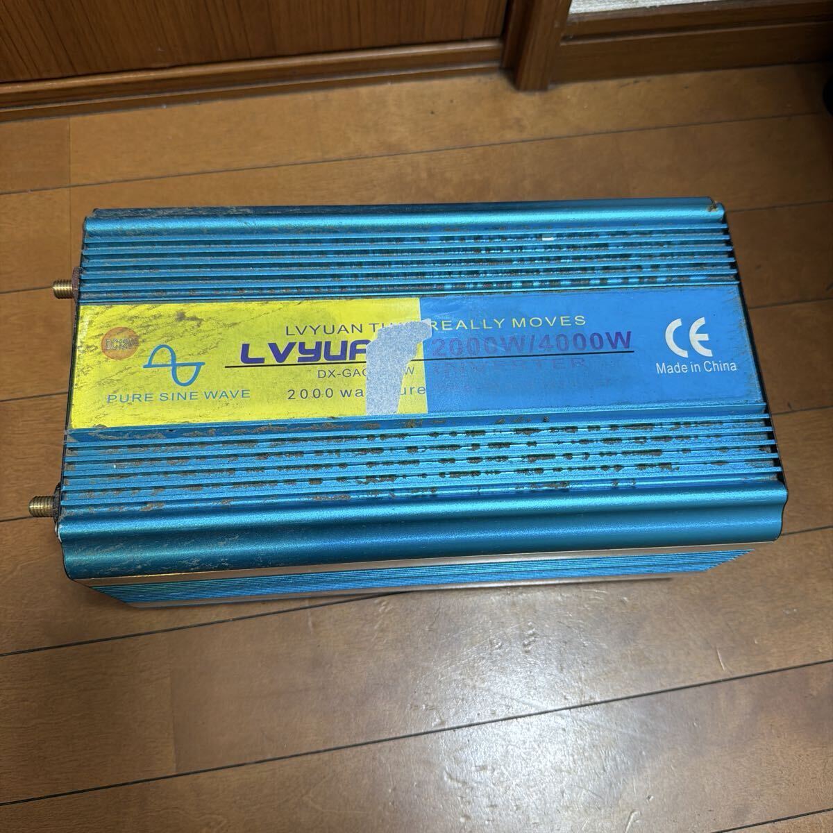 インバーター LVYUAN F-200P 2000W/4000W
