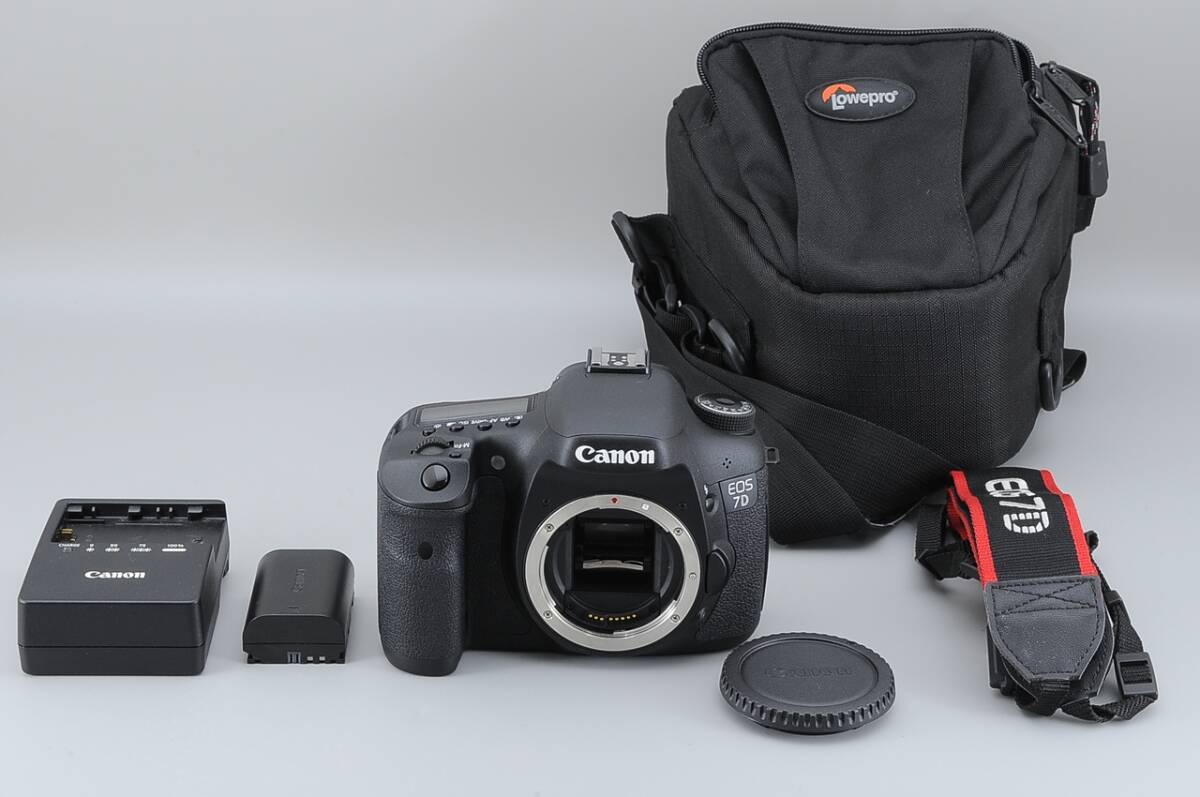 〓美品〓Canonキヤノン EOS 7D ボディ ★896ショット★ #5834