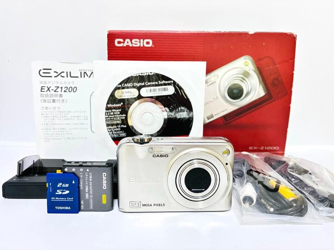 ■ 美品・付属品完備 ■ カシオ　CASIO EXILIM EX-Z1200 シルバー 《動作確認済》#338-11A26-Y