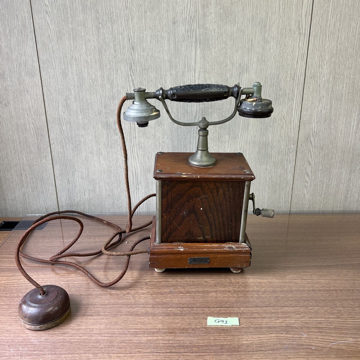 G92 100サイズ発送　中古　現状品　大正ロマン　 【 デルビル磁石式 卓上 電話機 沖電気 手回し 古い電話機 】 骨董 アンティーク