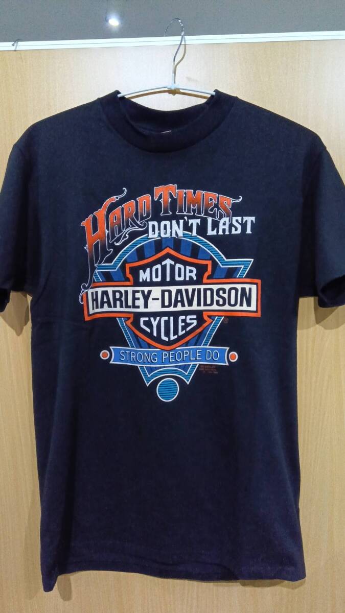 1991年製ヴィンテージＴシャツ　Harley-Davidson 3D Emblem「Hard Times Don't Last」