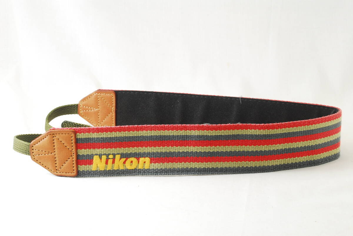 ☆Nikon ニコン ワイド ストライプ カメラ ストラップ 赤色×緑色×若草色 ボーダー 刺繍文字 フィルム ショルダー ネック CameraStrap☆