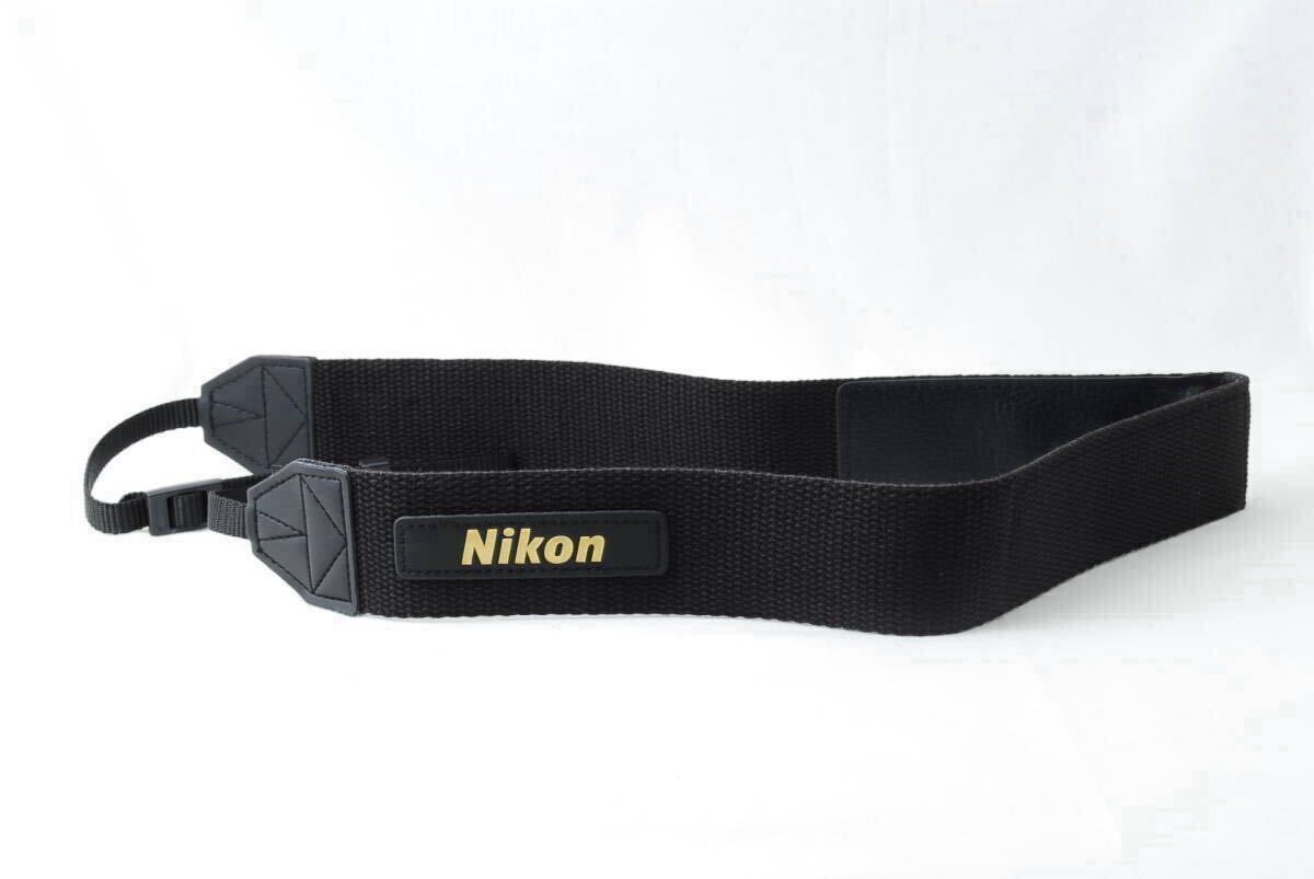 ☆新品・未使用☆Nikon ニコン 純正 カメラ ストラップ 黒色(ブラック)×金色(ゴールド) デジタル一眼 フィルムカメラ camera strap☆