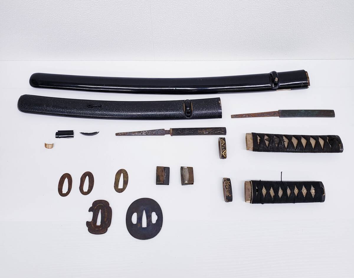刀装具 15点まとめ 刀剣 武具 鞘 小柄 鍔 柄 切羽 時代物 アンティーク 現状品
