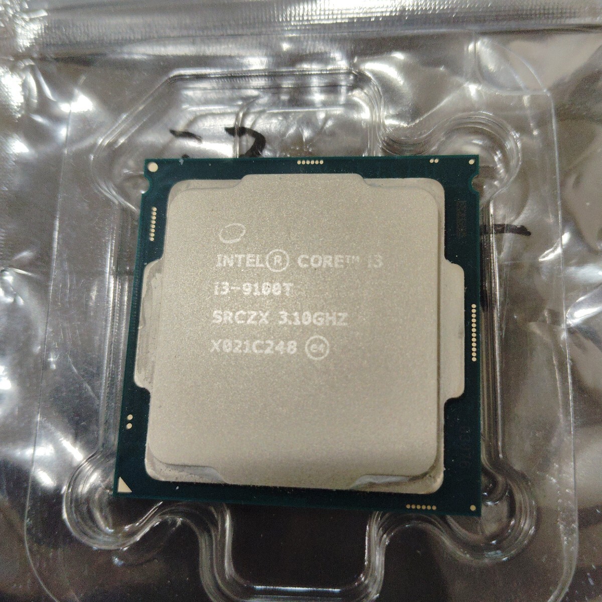 Intel Core i3 9100T CPUのみ