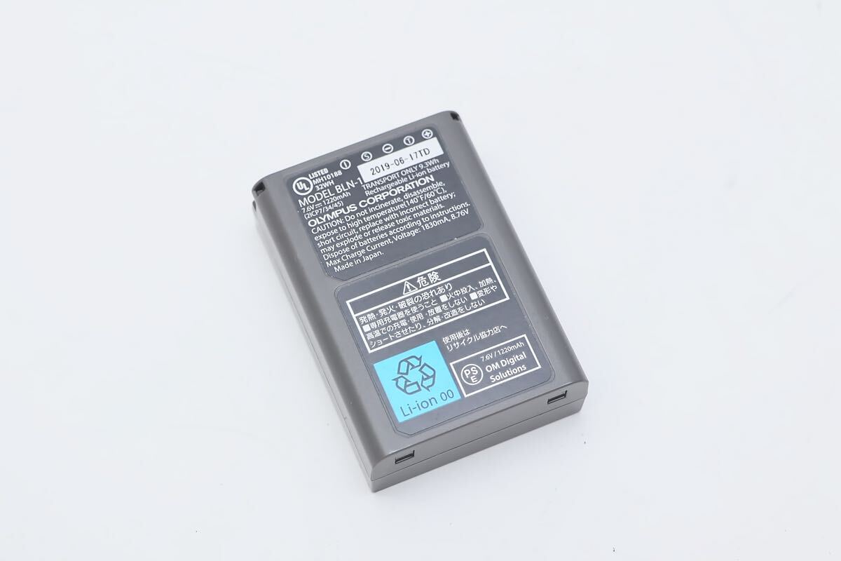 ★３日間限定　送料無料　OLYMPUS 純正 バッテリーパック BLN-1　中古★