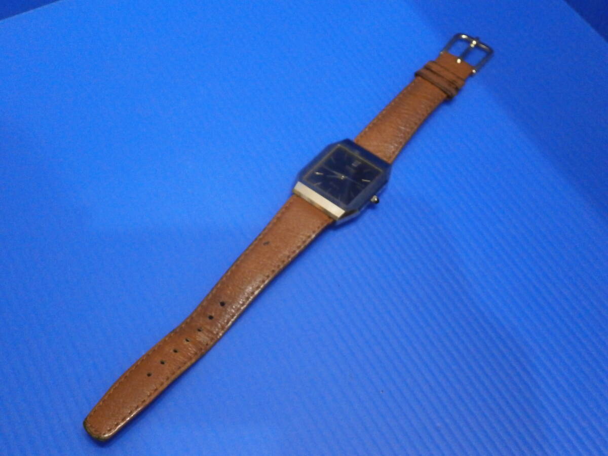 C559　　SEIKO セイコー DOLCE ドルチェ 6030-5400 ゴールド スクエア ブラック文字盤 3針 レディース クォーツ 腕時計　電池切れ