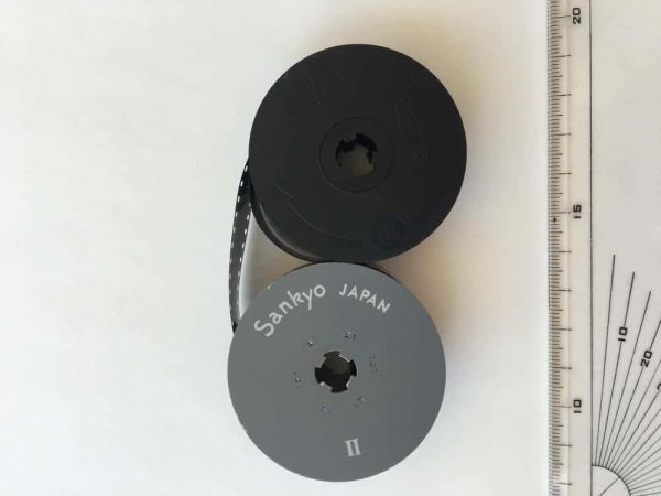 30527 8mm カメラ フィルム　FUJICOLOR R25