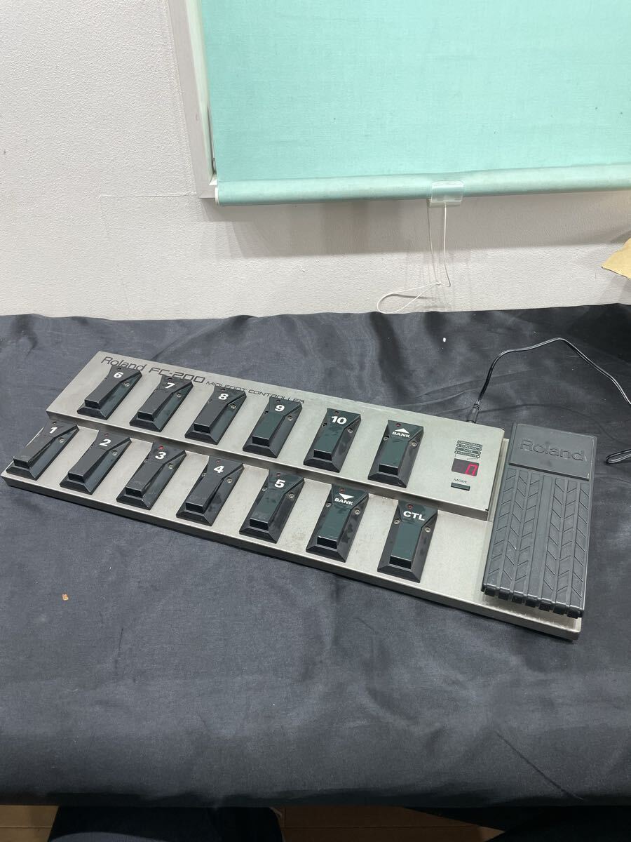140.3.27.4.3 Roland FC-200 MIDIフットコントローラー　通電確認品　コンセント欠品　詳細未確認ジャンク　お30.No.85