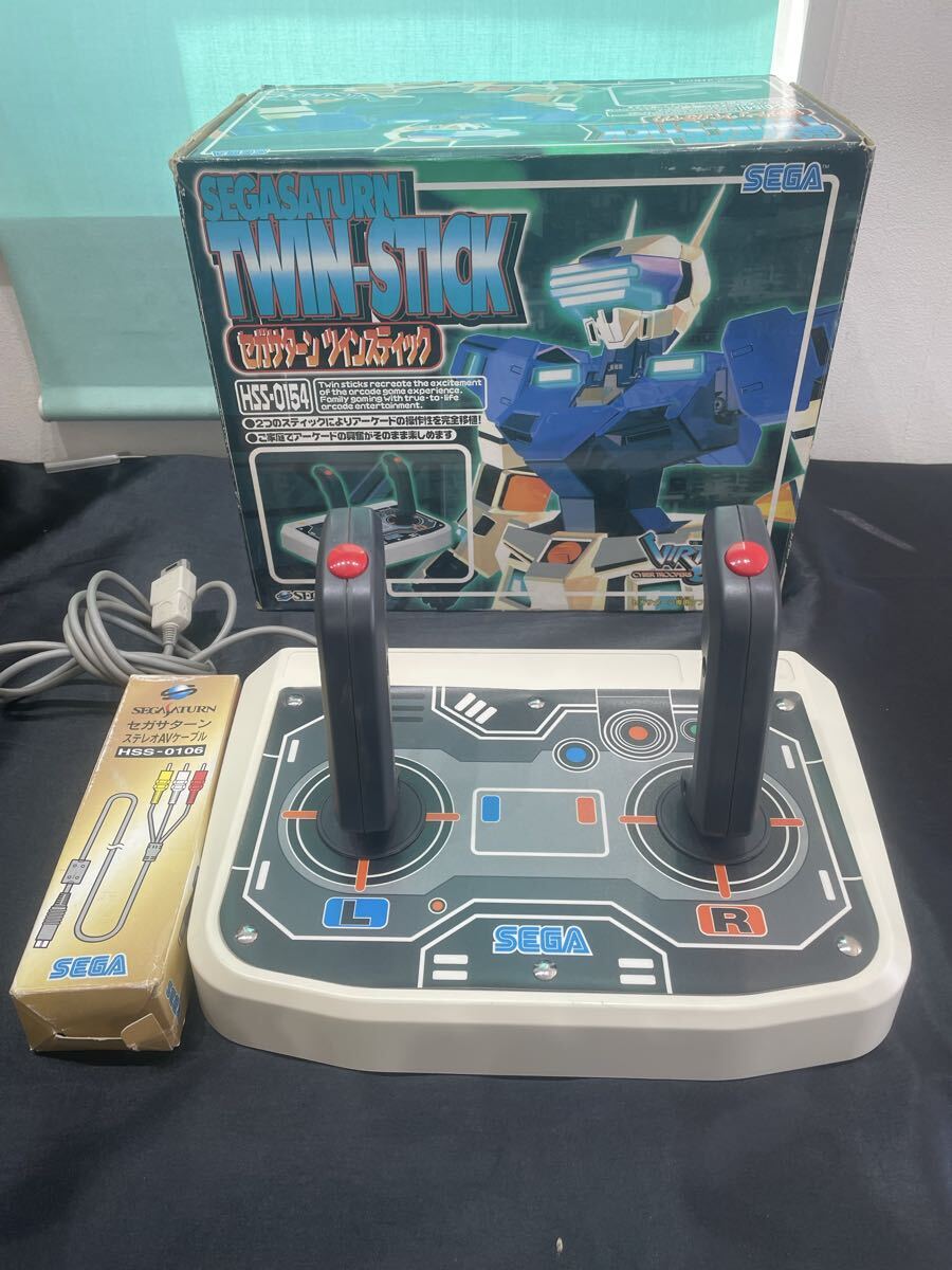 100.4-福　4.16 セガサターン ツインスティック　比較的美品　外箱付き　未確認ジャンク