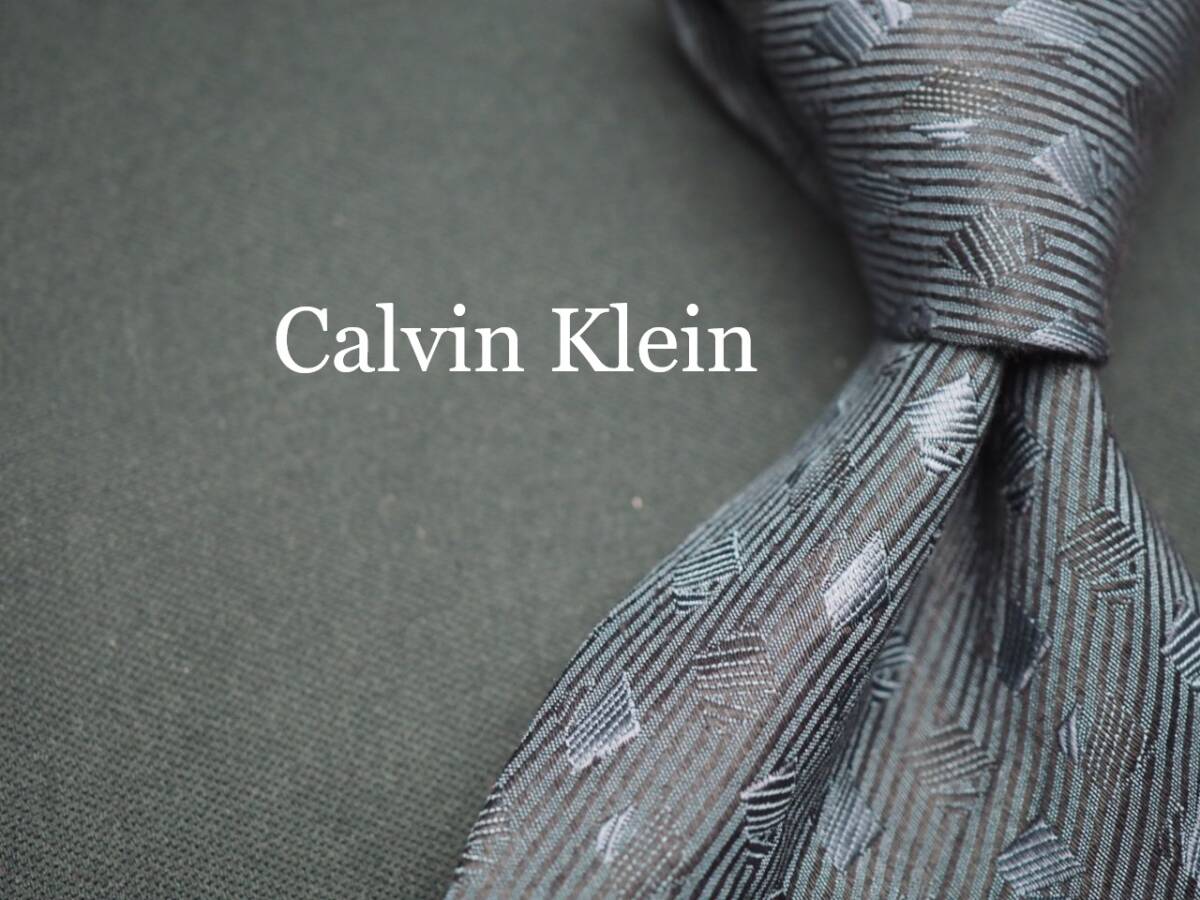 美品【Calvin Klein カルバンクライン】 I 1618 USA SILK ブランド ネクタイ 古着 良品 転売 仕入