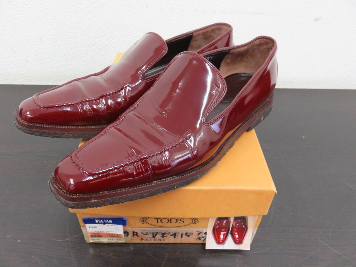 トッズ　TOD'S　ローファー　エナメル　サイズ　37　23.5cm位　レッド　ドライビングシューズ　箱付
