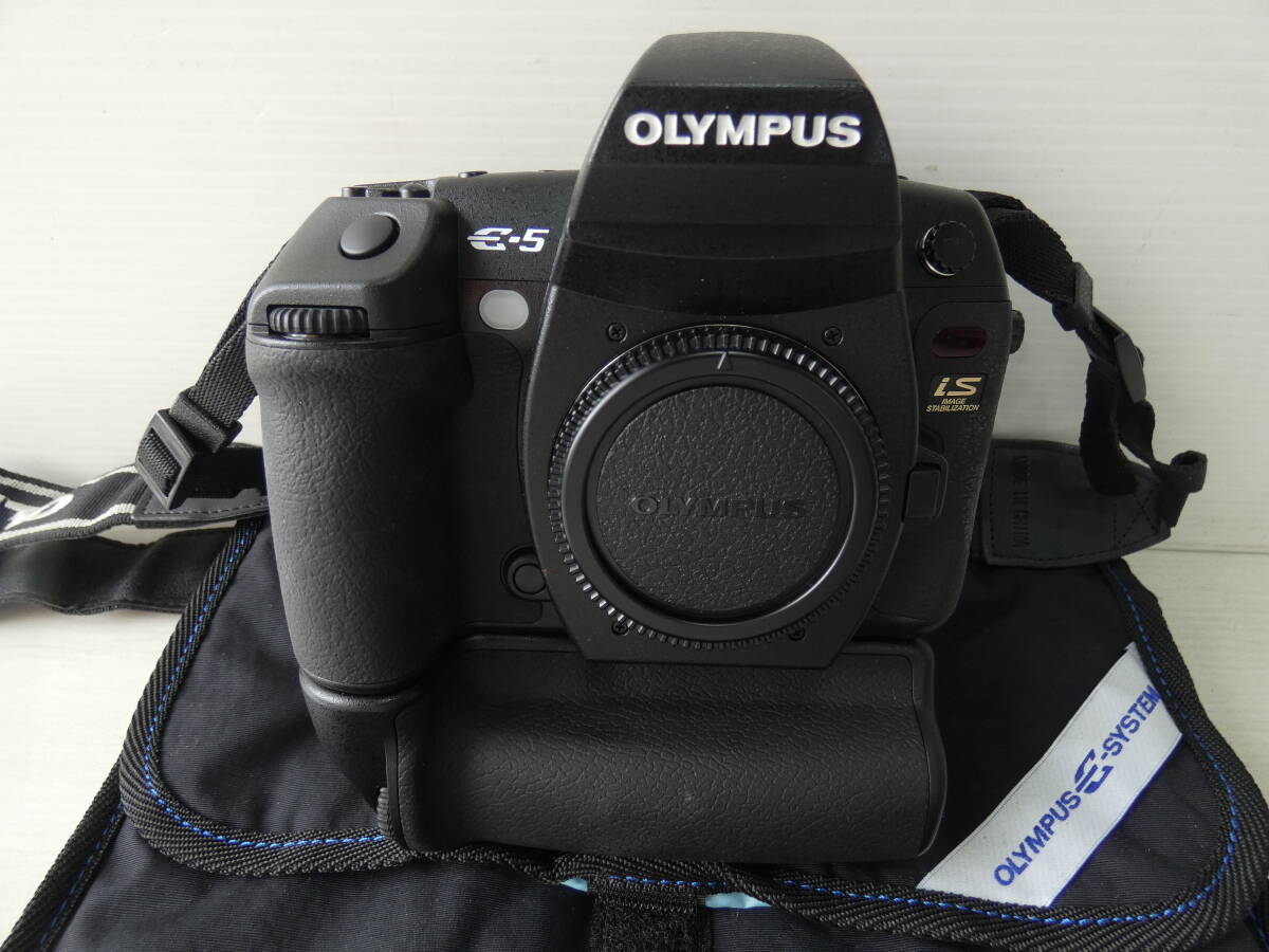 ★OLYMPUS オリンパス デジカメ 一眼レフカメラ ボディ E-5 バッテリーグリップ HLD-4 セット 　　　 M05221