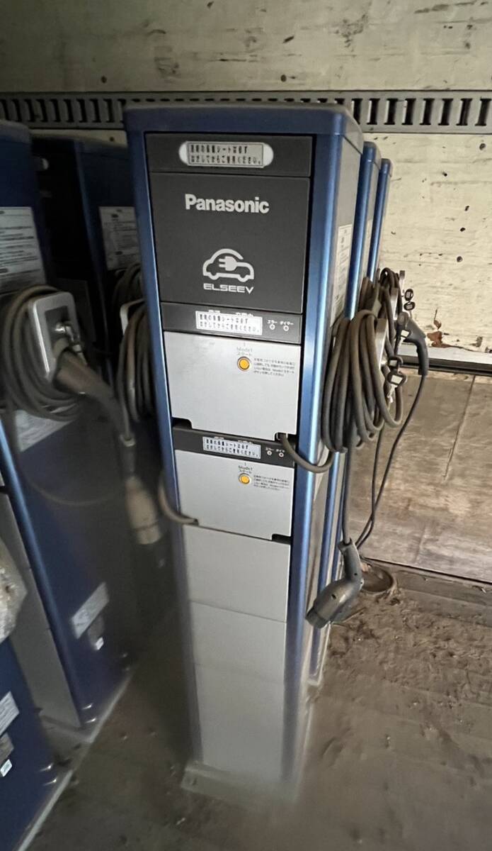 ★千葉市 パナソニック EV充電スタンド 単相AC200V DNE3300K　Model3 モデル3 Panasonic 現地引取り限定 中古現状品 　 W00011