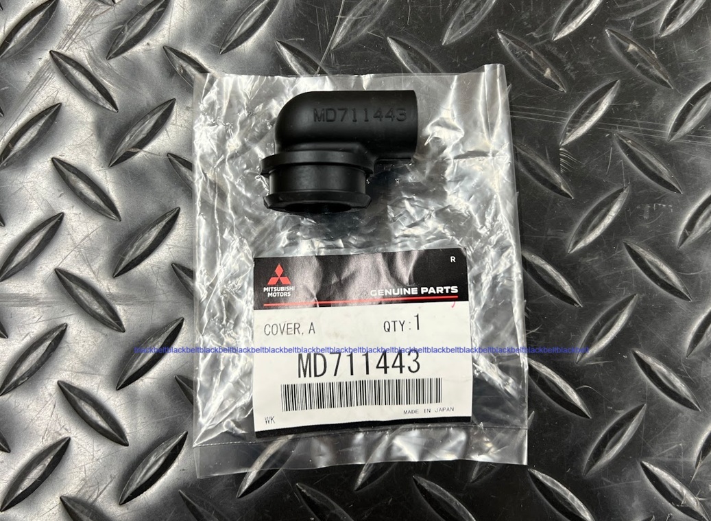 ■三菱純正パーツ■Lancer EvoV/Ⅵランサー エボ5 RS(98M)/エボ6 CP9A 95/08-00/08 M/T ケース ブリーザ ホールカバー MD711443
