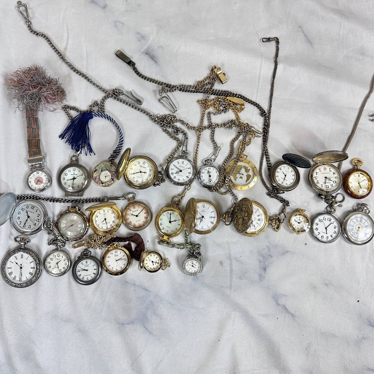 時計 まとめ 懐中時計 ポケットウォッチ クォーツ 約26個 アナログ ペンダントウォッチ 提げ時計 彫刻 蓋付き カシオ １円 レア　希少 