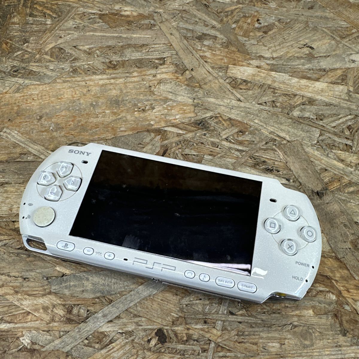 mduk0410/1円〜/SONY/ソニー/PSP-3000/プレイステーションポータブル/ホワイト/バッテリーなし/本体のみ/現状品