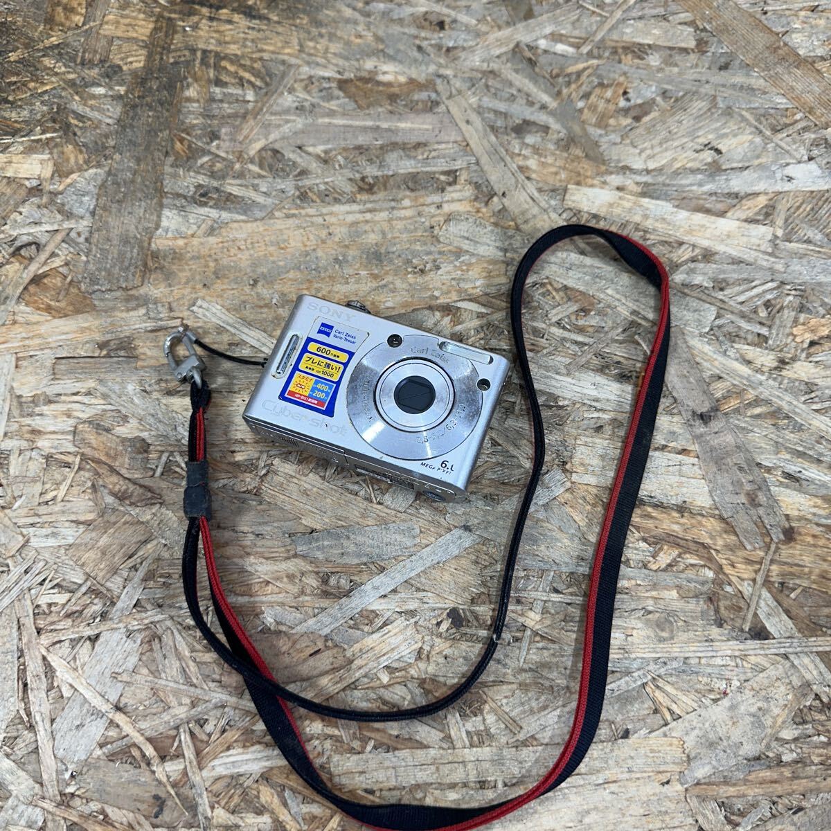 mduk0410/1円〜/SONY/ソニー/Cyber-Shot/サイバーショット/DSC-W40/デジタルカメラ/シルバー色/デジカメ/動作未確認/ジャンク