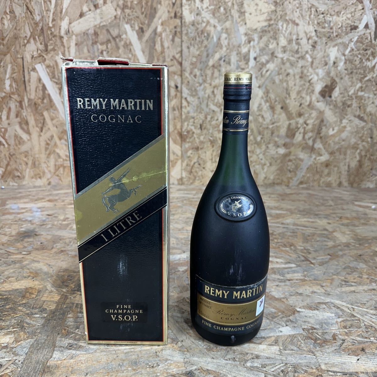 mdhd0410/1円〜/REMY MARTIN/レミーマルタン/VSOP/ブランデー/コニャック/1000ml/古酒/お酒/洋酒/未開栓/箱付き/現状品