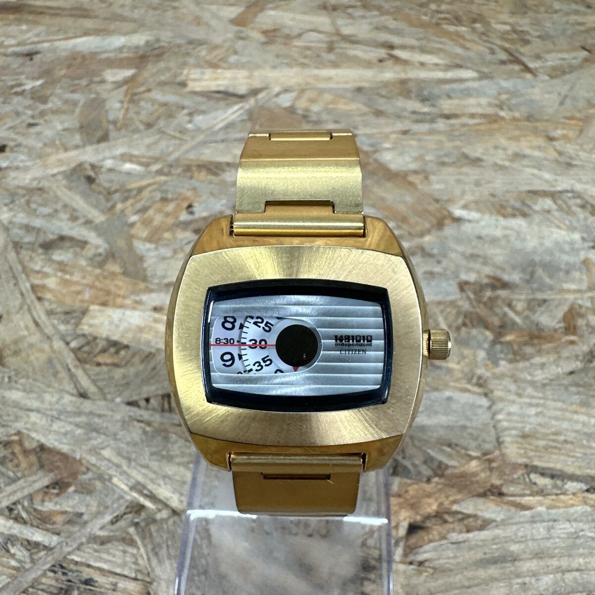 st0414/1円〜/CITIZENシチズン/INDEPENDENT/インディペンデント/6038-L16401/ゴールド色/腕時計/クォーツ/QZ/メンズ/本体のみ/現状不動品