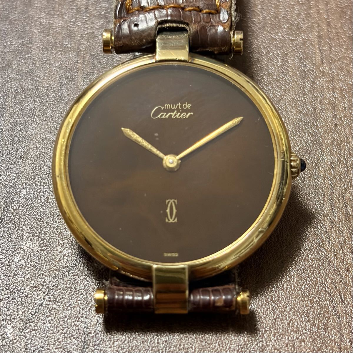 00015【C-118】カルティエ Cartier マストヴァンドーム 925 17 051424 QZ ボルドー文字盤 メンズ 腕時計 現状品