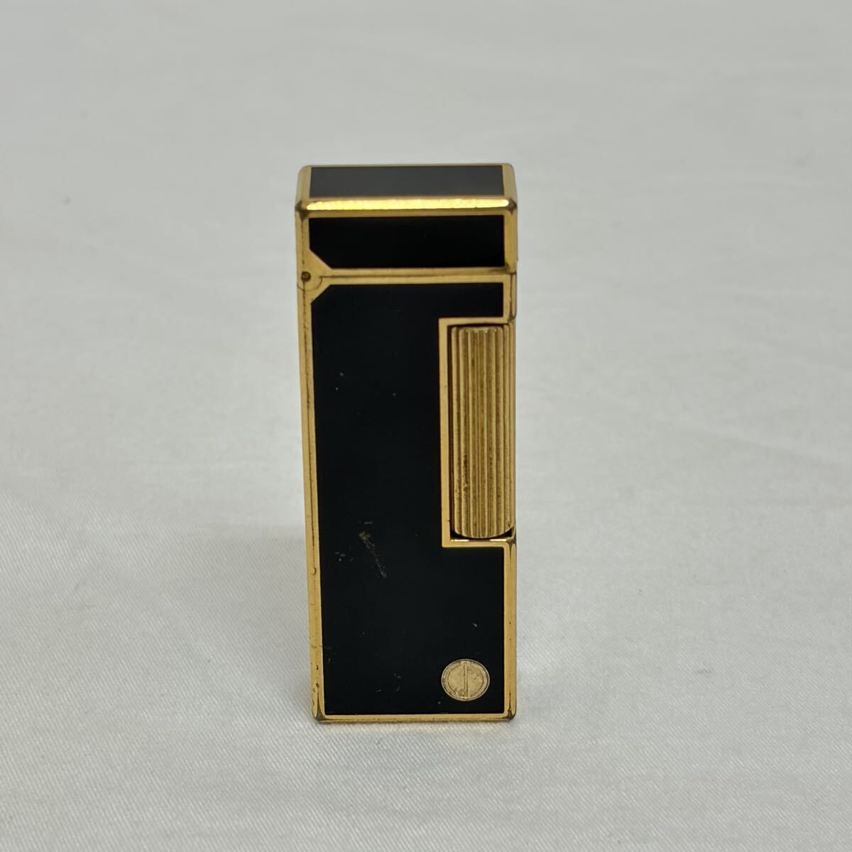 0005【0401 B-1573】dunhill ダンヒル ガスライターライター ブラック ゴールド ローラー式 喫煙グッズ 喫煙具 火花確認済み