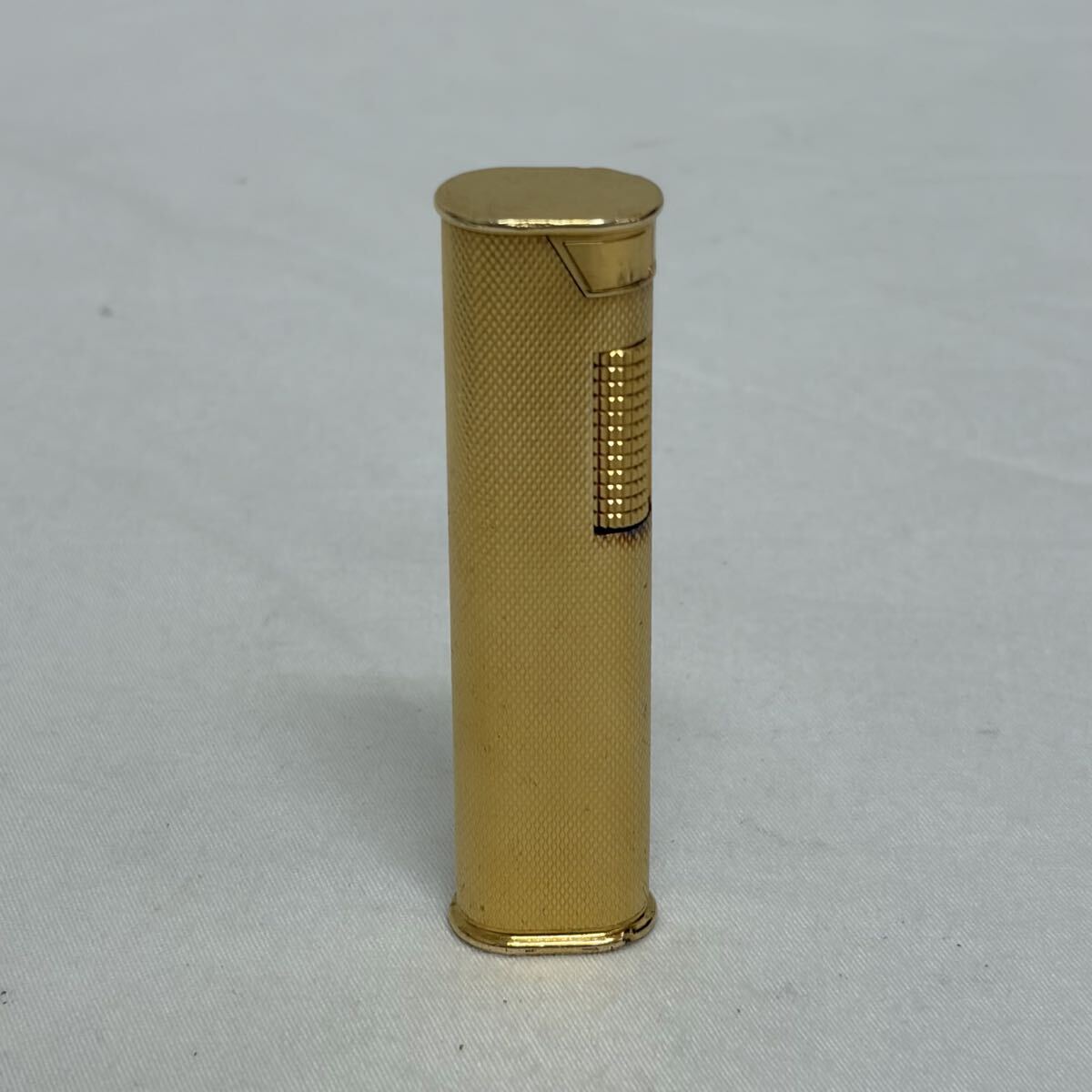 0006【0401 B-1574】dunhill ダンヒル ガスライター ライター ローラー式 スリムタイプ ゴールド 喫煙具 喫煙グッズ 着火未確認 ※石なし