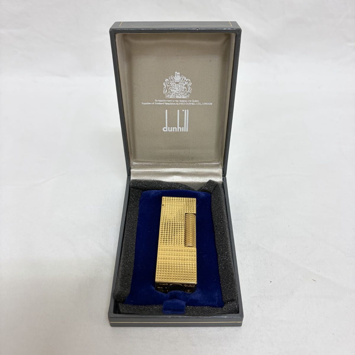 0005【0401 B-1690】dunhill ダンヒル ガスライター ライター ローラー式 ゴールドカラー 喫煙具 喫煙グッズ 火花確認済み
