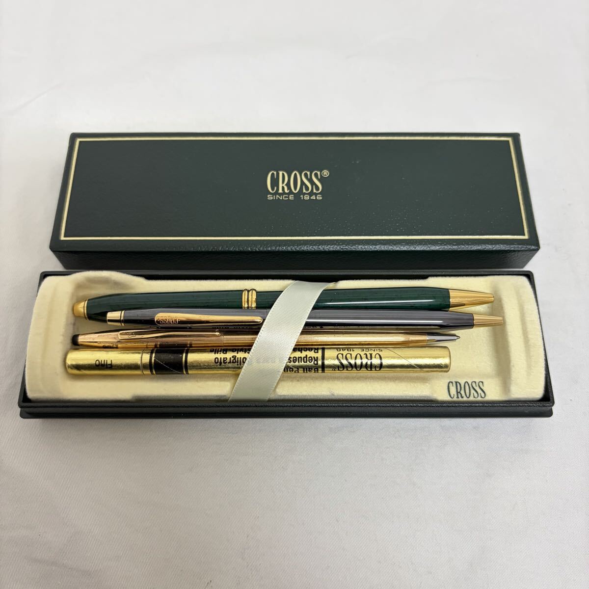 0051【0401 B-1684】CROSS クロス 1/20 14KT GOLD FILLED ツイスト式 ボールペン 三本セット 筆記用具 筆記具 文房具 筆記確認済み