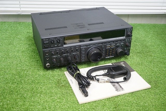 [QS][C6886216] ICOM アイコム IC-775DX II/200 HF トランシーバー ケーブル/取扱説明書 付属